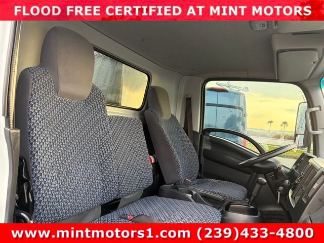 Used 2024 Isuzu NPR RWD image 28