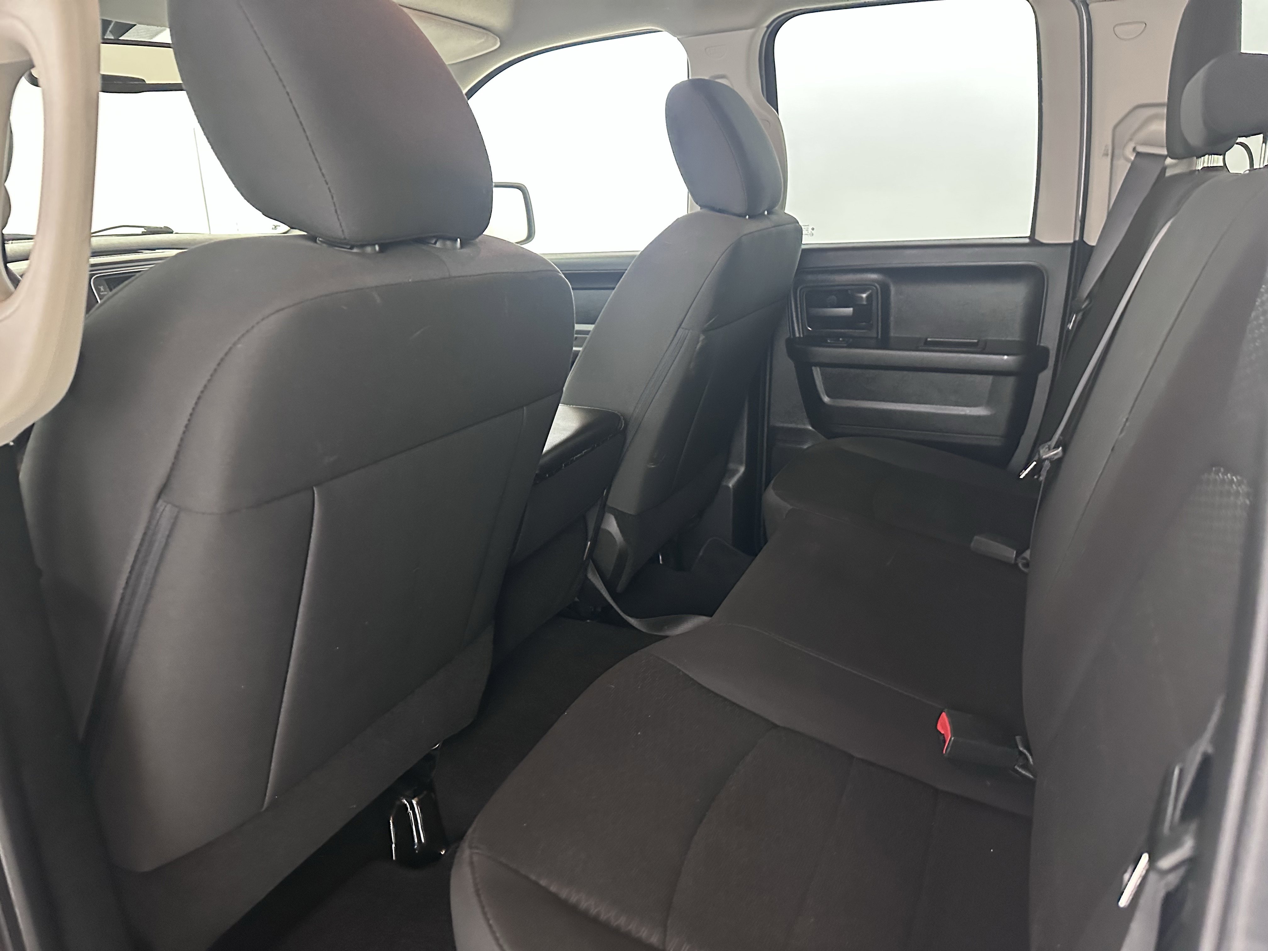 Used 2019 RAM 1500 Express image 21