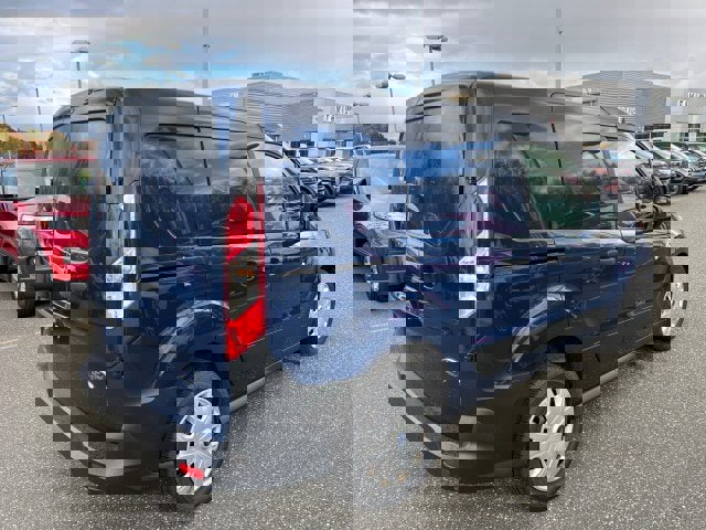 Used 2020 Ford Transit Connect XL image 7