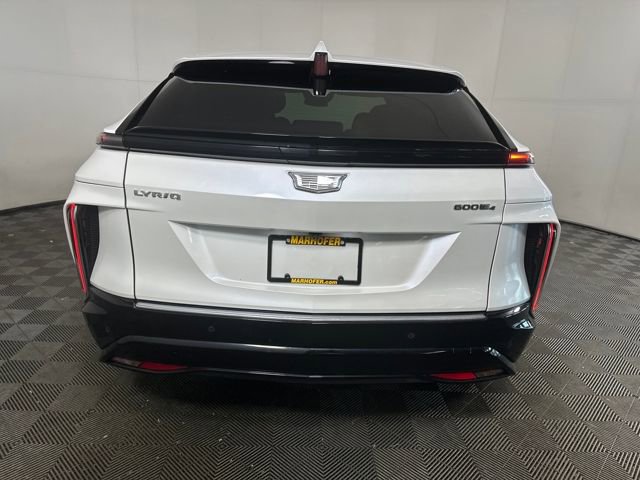 Used 2024 Cadillac Lyriq Tech image 4