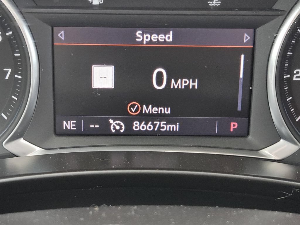 Used 2019 Chevrolet Equinox LT w/ Sun & Navigation Package FWD image 35