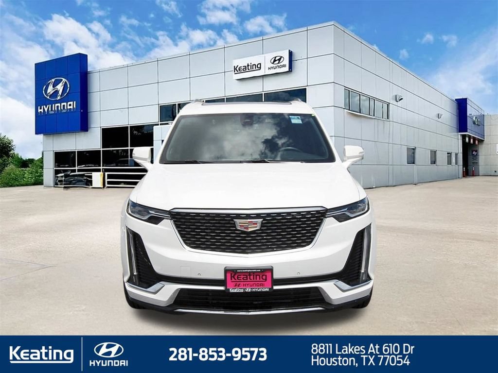Used 2023 Cadillac XT6 Premium Luxury FWD image 2