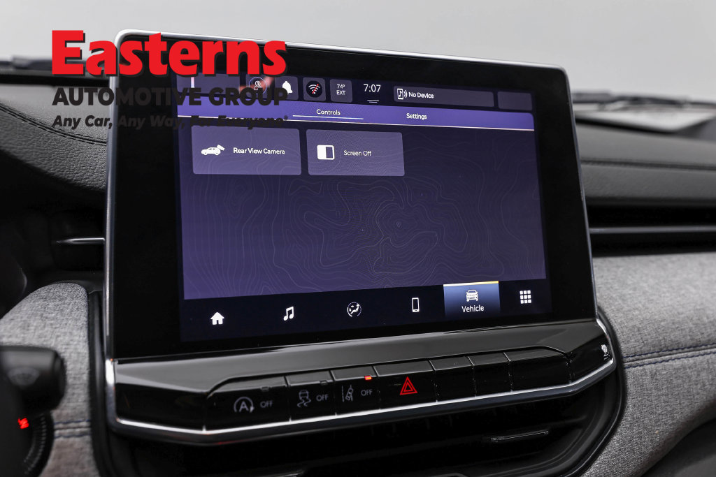 Used 2024 Jeep Compass Latitude AWD/4WD image 18