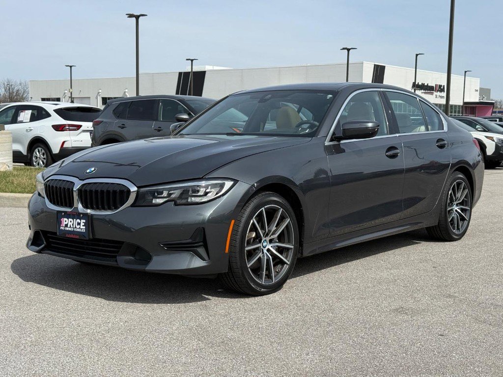 Used 2019 BMW 330i xDrive Sedan w/ Driving Assistance Package image 1