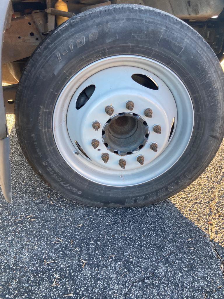 Used 2005 Ford F450 XL RWD image 14