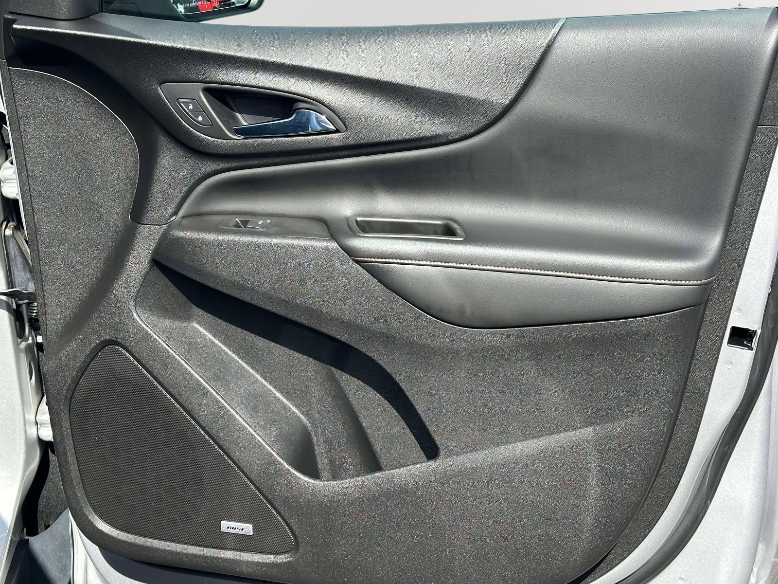 Used 2021 Chevrolet Equinox Premier image 25