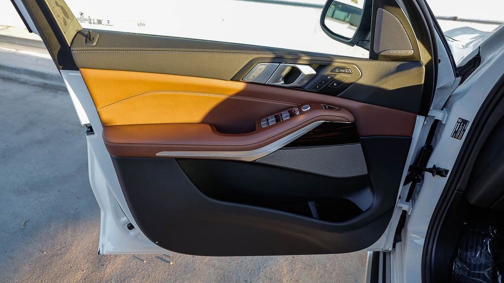 Used 2026 BMW X7 xDrive40i image 26