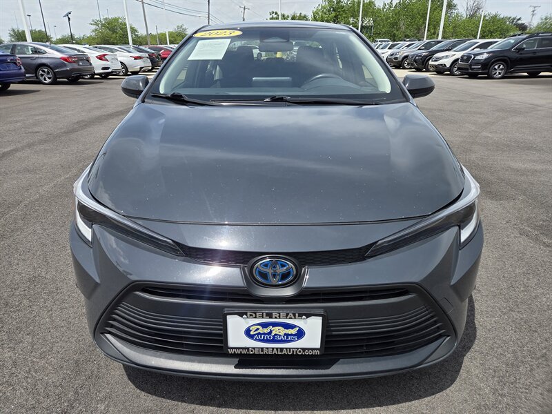 Used 2023 Toyota Corolla LE FWD image 8