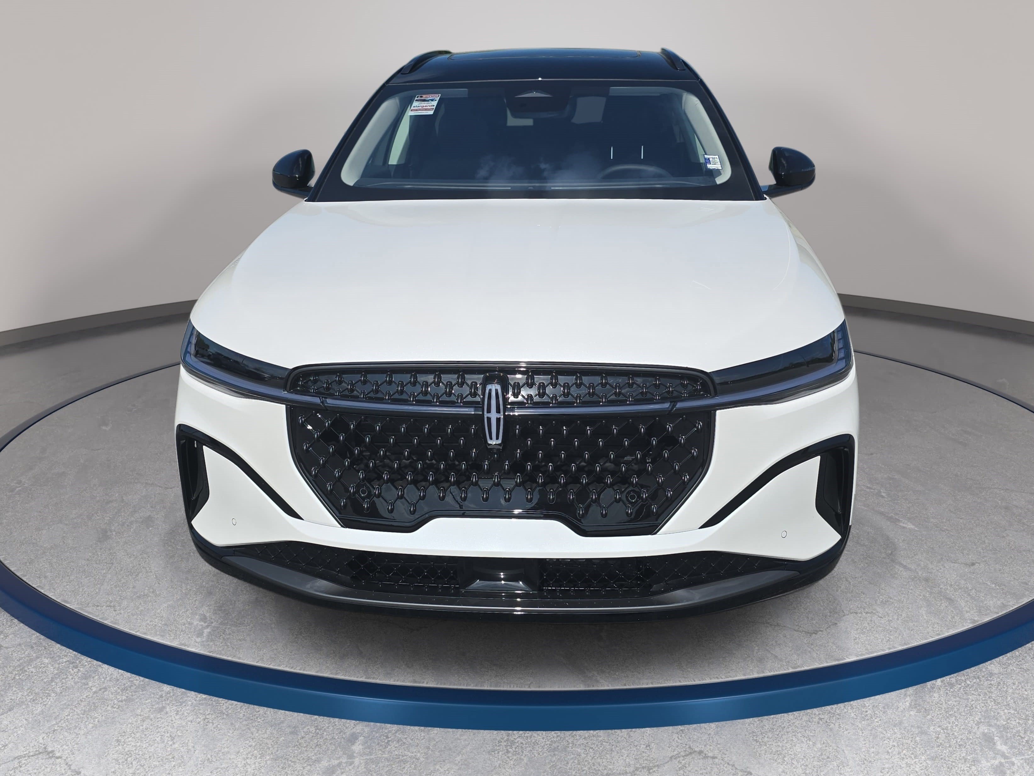 New 2026 Lincoln Nautilus Reserve w/ Jet Appearance Package AWD/4WD image 2