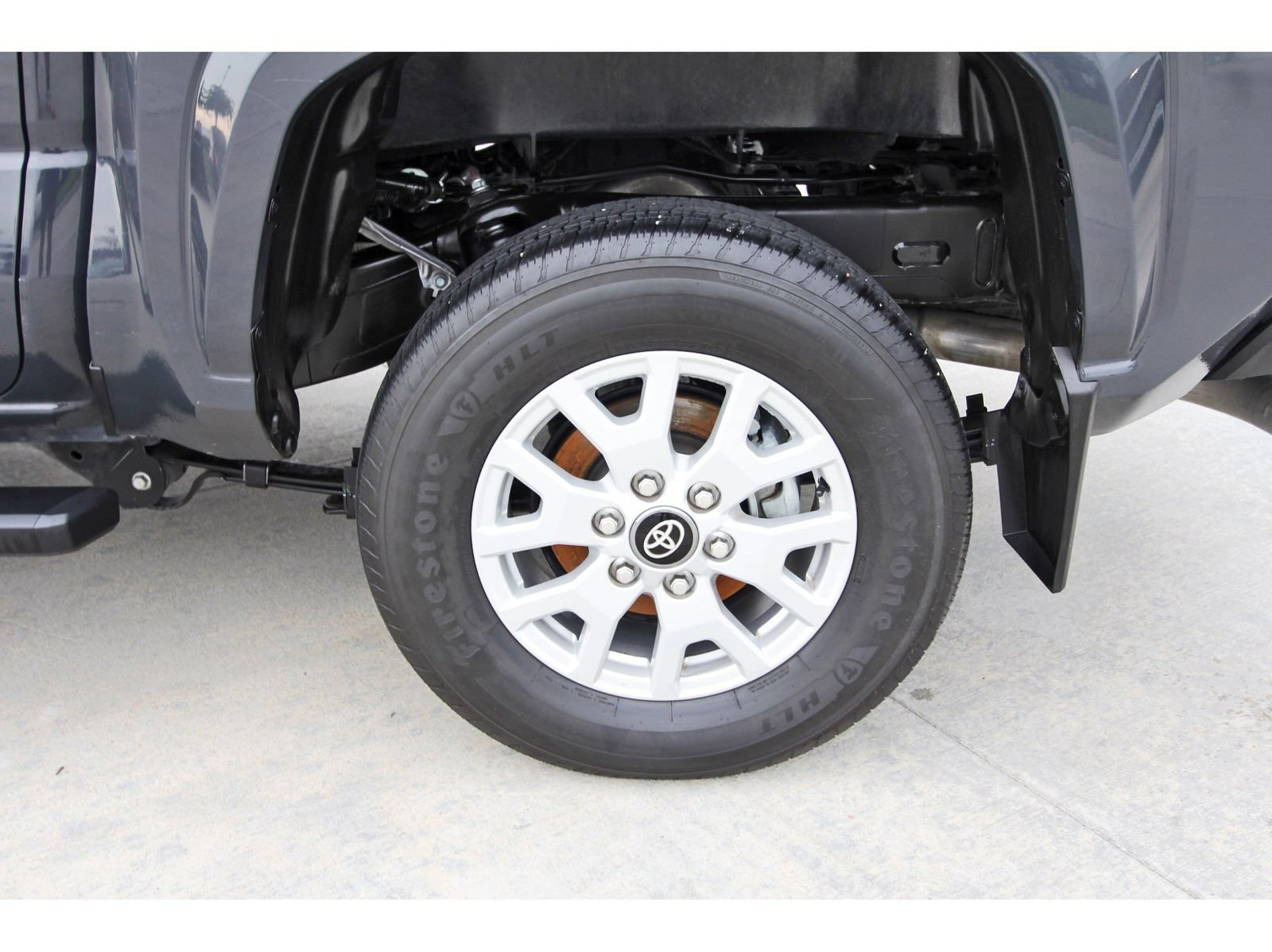 Used 2024 Toyota Tacoma SR RWD image 32