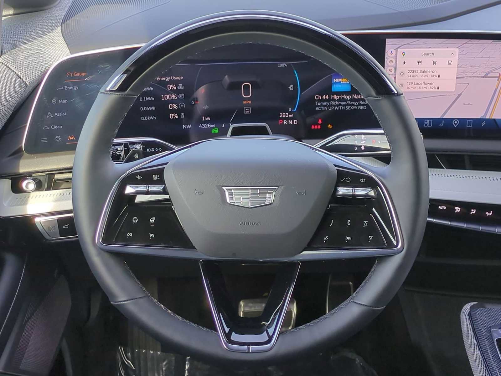 Used 2025 Cadillac Optiq Luxury 1 image 14