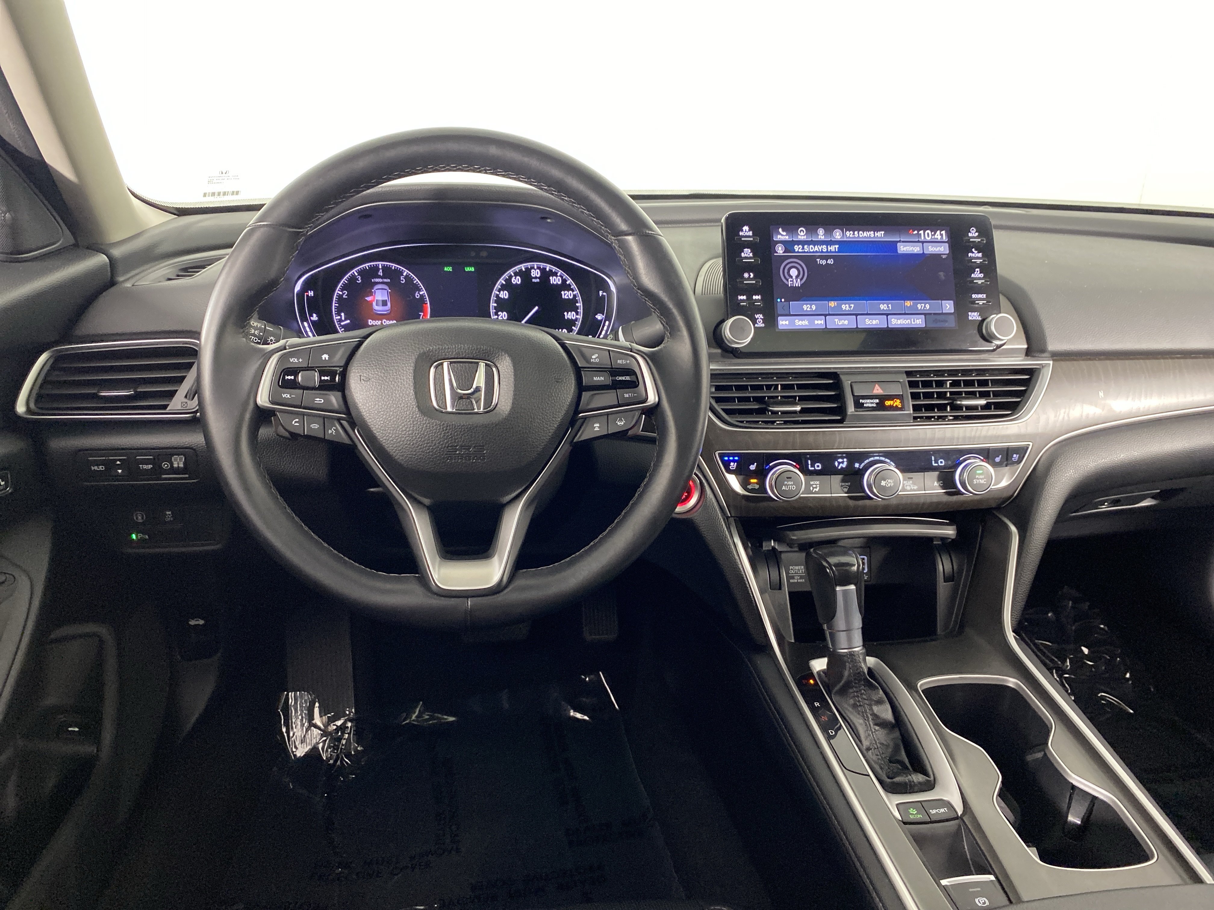 Used 2018 Honda Accord Touring image 21