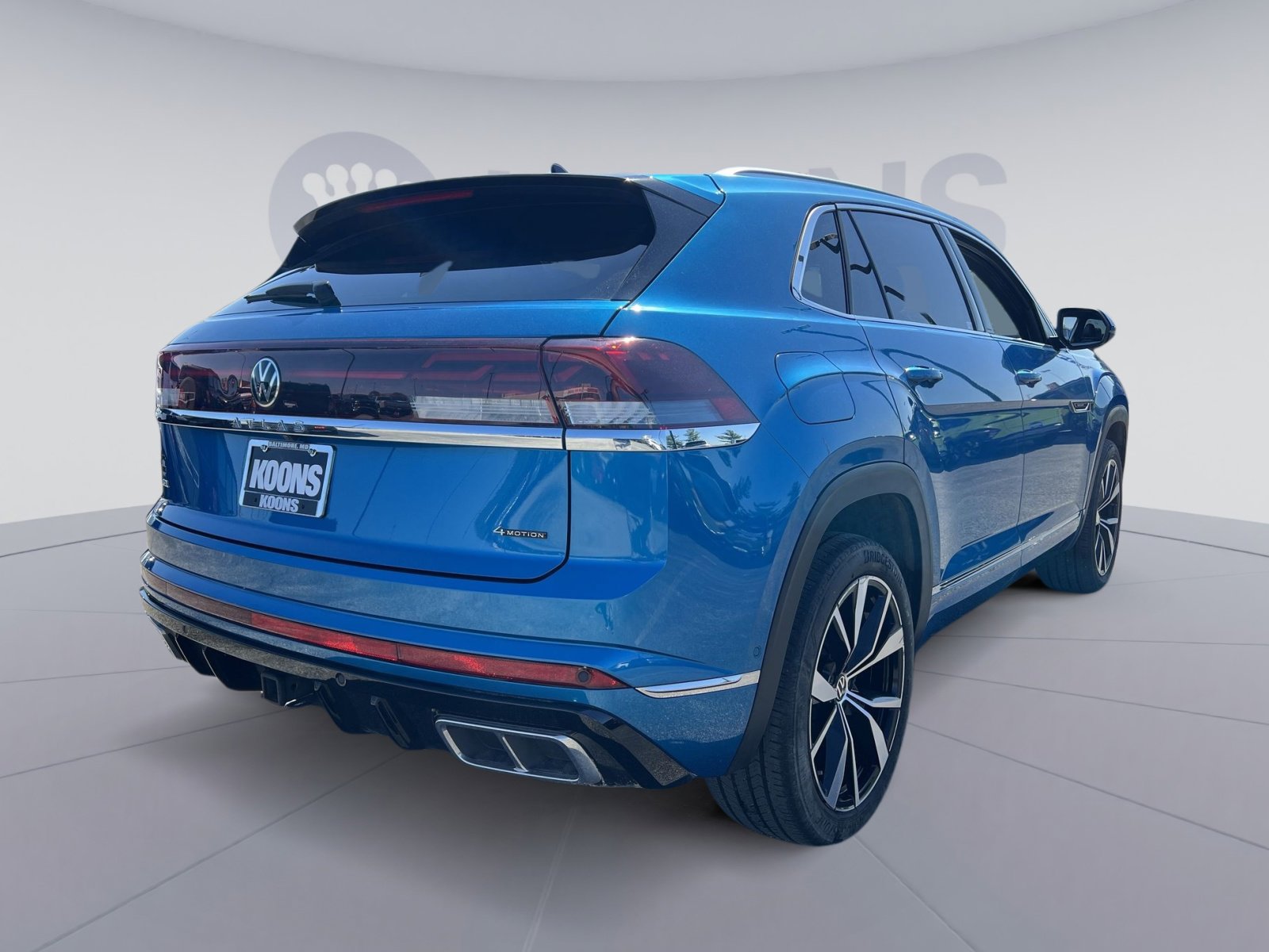 Used 2024 Volkswagen Atlas Cross Sport SEL Premium R-Line AWD/4WD image 16