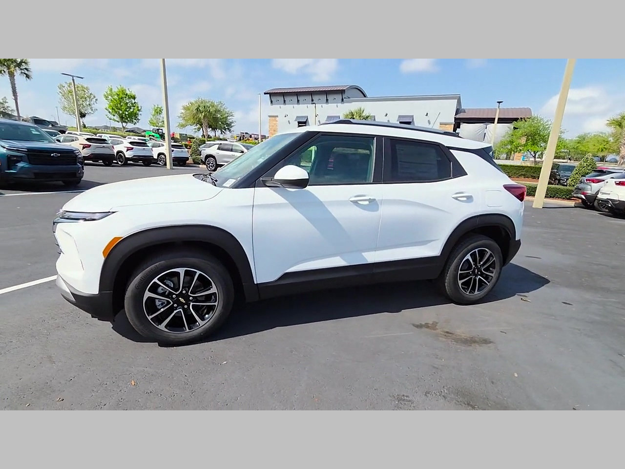New 2026 Chevrolet TrailBlazer LT w/ Convenience Package FWD image 13