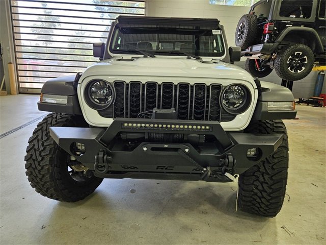 New 2024 Jeep Gladiator Rubicon w/ Steel Bumper Group image 2