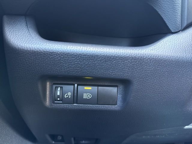 Used 2025 Toyota RAV4 XLE image 29