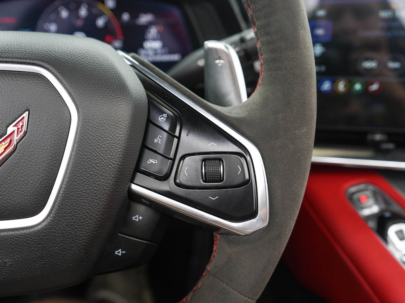 Used 2021 Chevrolet Corvette Stingray Preferred Conv w/ Z51 Performance Package RWD image 35