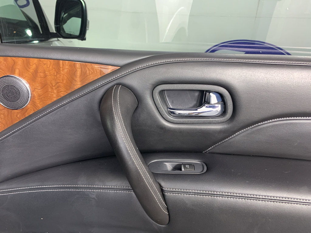 Used 2018 INFINITI QX80 2WD w/ Driver Assistance Package image 40