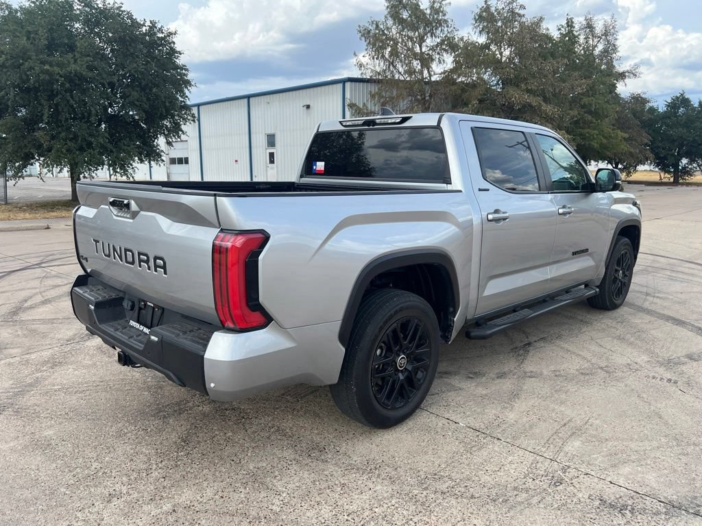 Used 2024 Toyota Tundra Limited AWD/4WD image 16