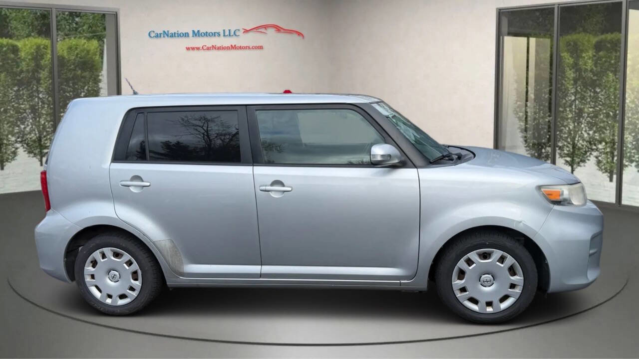Used 2015 Scion xB image 7