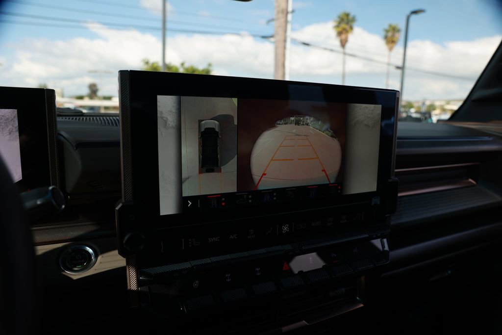 Used 2024 GMC Hummer EV 3X w/ Omega Edition image 27