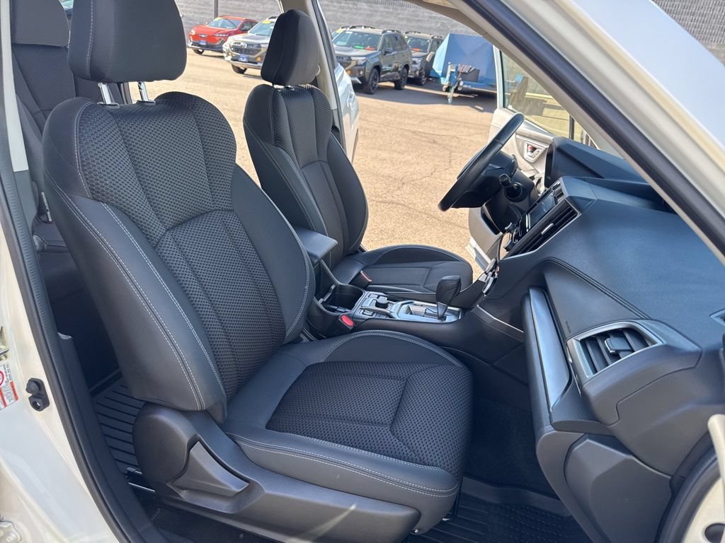 Used 2020 Subaru Forester Premium AWD/4WD image 13
