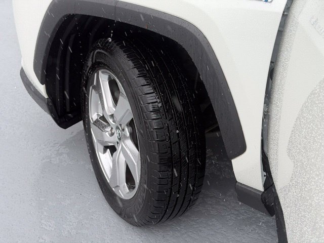 Used 2021 Toyota RAV4 Limited AWD/4WD image 23