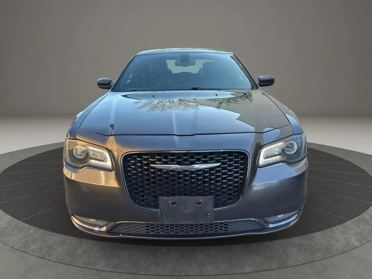 Used 2016 Chrysler 300 S RWD image 2