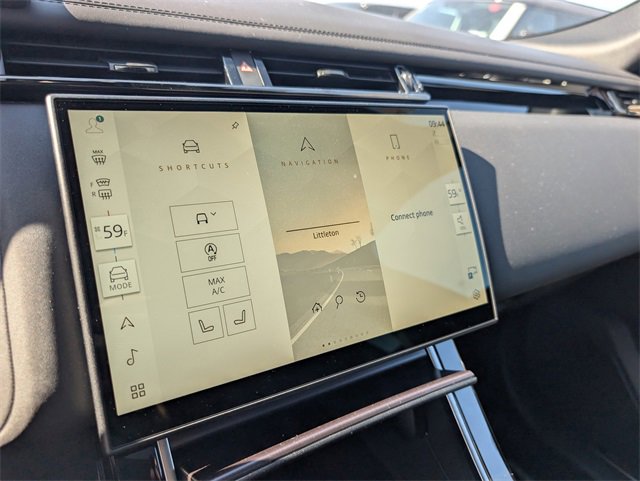 New 2026 Land Rover Range Rover Velar Dynamic SE image 9