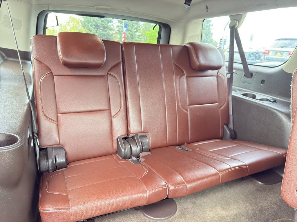 Used 2017 Chevrolet Suburban Premier AWD/4WD image 21