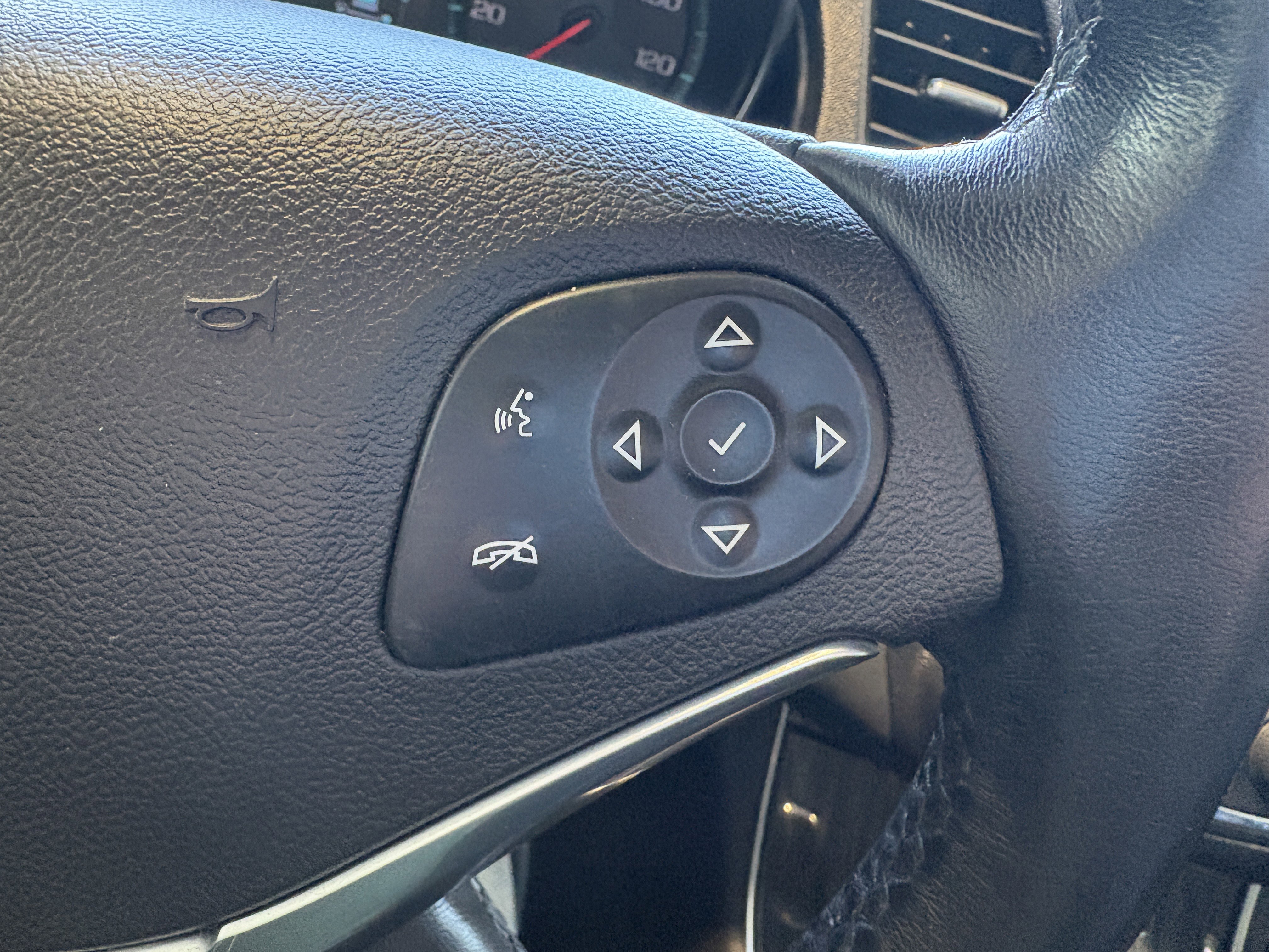 Used 2019 Chevrolet Impala Premier w/ Premier Convenience Package image 13