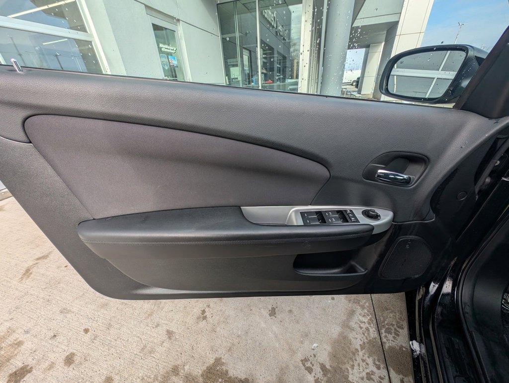 Used 2013 Chrysler 200 Touring w/ Cold Weather Group image 25