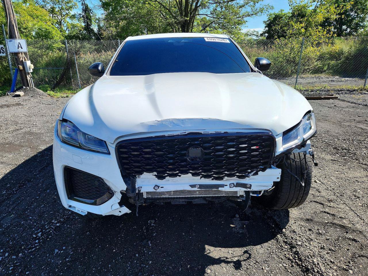 Used 2025 Jaguar F-PACE R-Dynamic S AWD/4WD image 2
