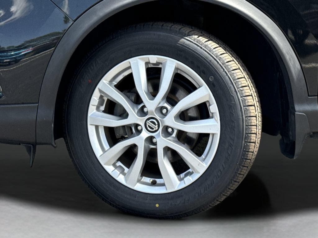 Certified 2022 Nissan Rogue Sport SV FWD image 45