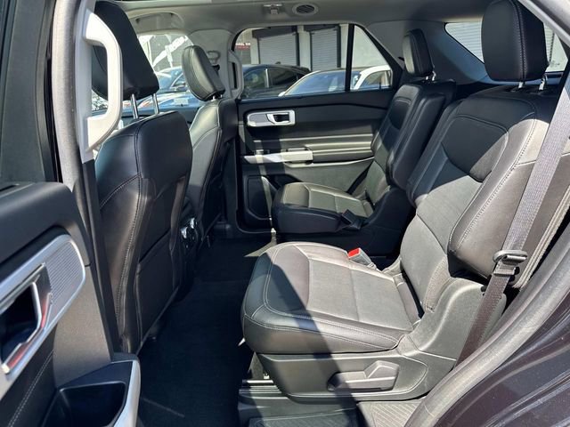 Used 2022 Ford Explorer Limited w/ Equipment Group 301A image 15