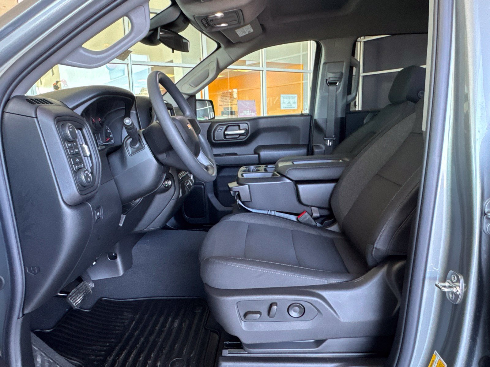New 2026 Chevrolet Silverado 1500 Custom AWD/4WD image 15