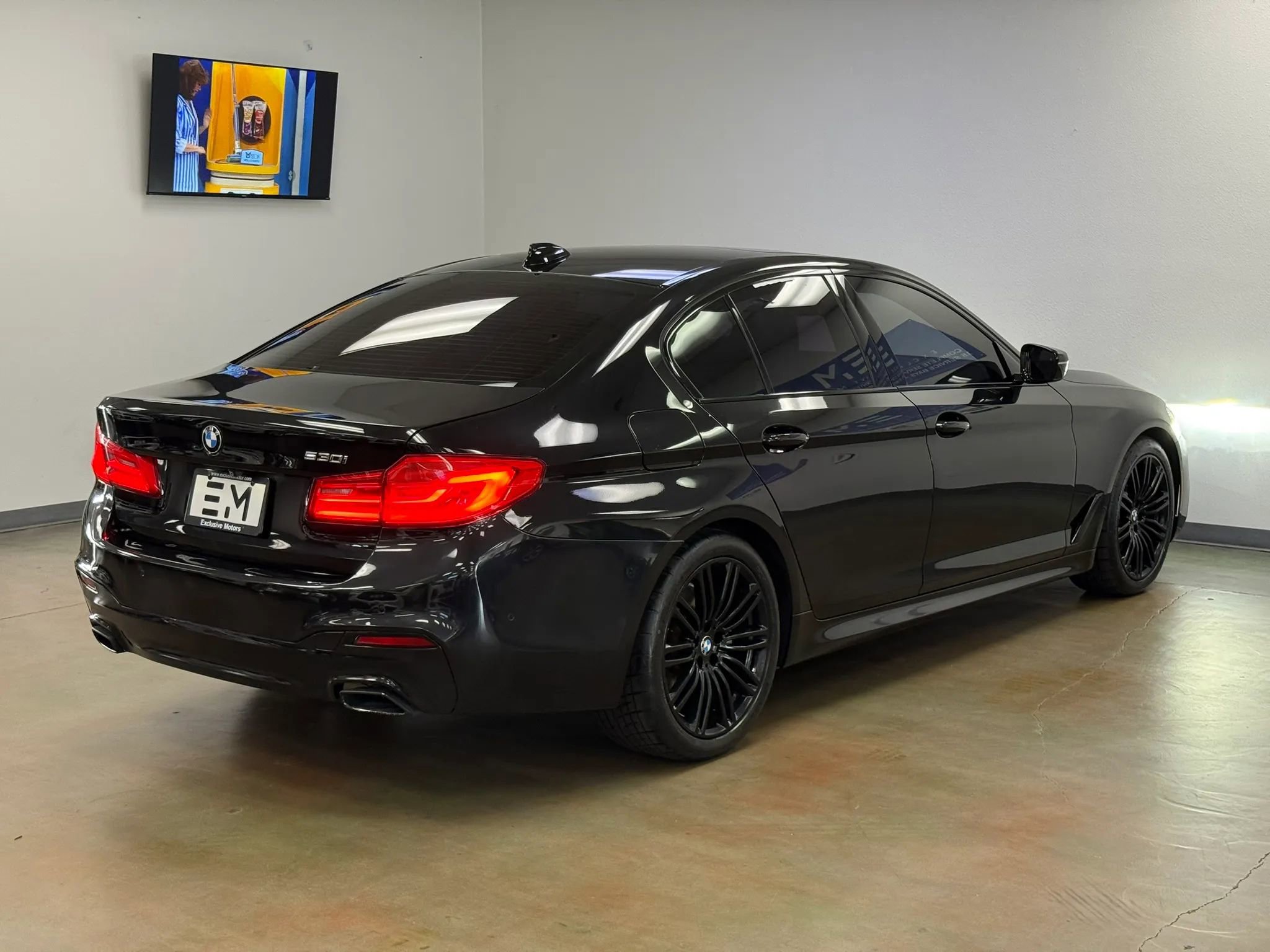 Used 2019 BMW 530i w/ M Sport Package RWD image 7