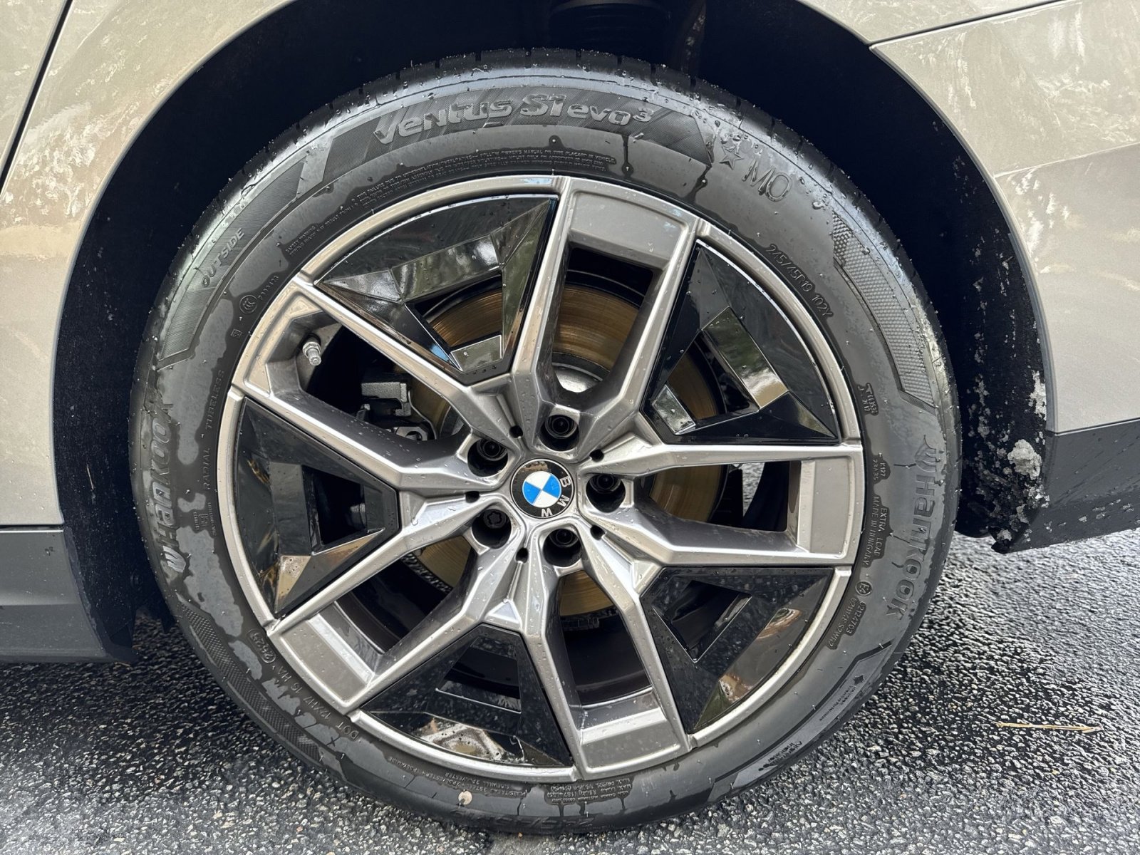 New 2026 BMW i5 eDrive40 image 26