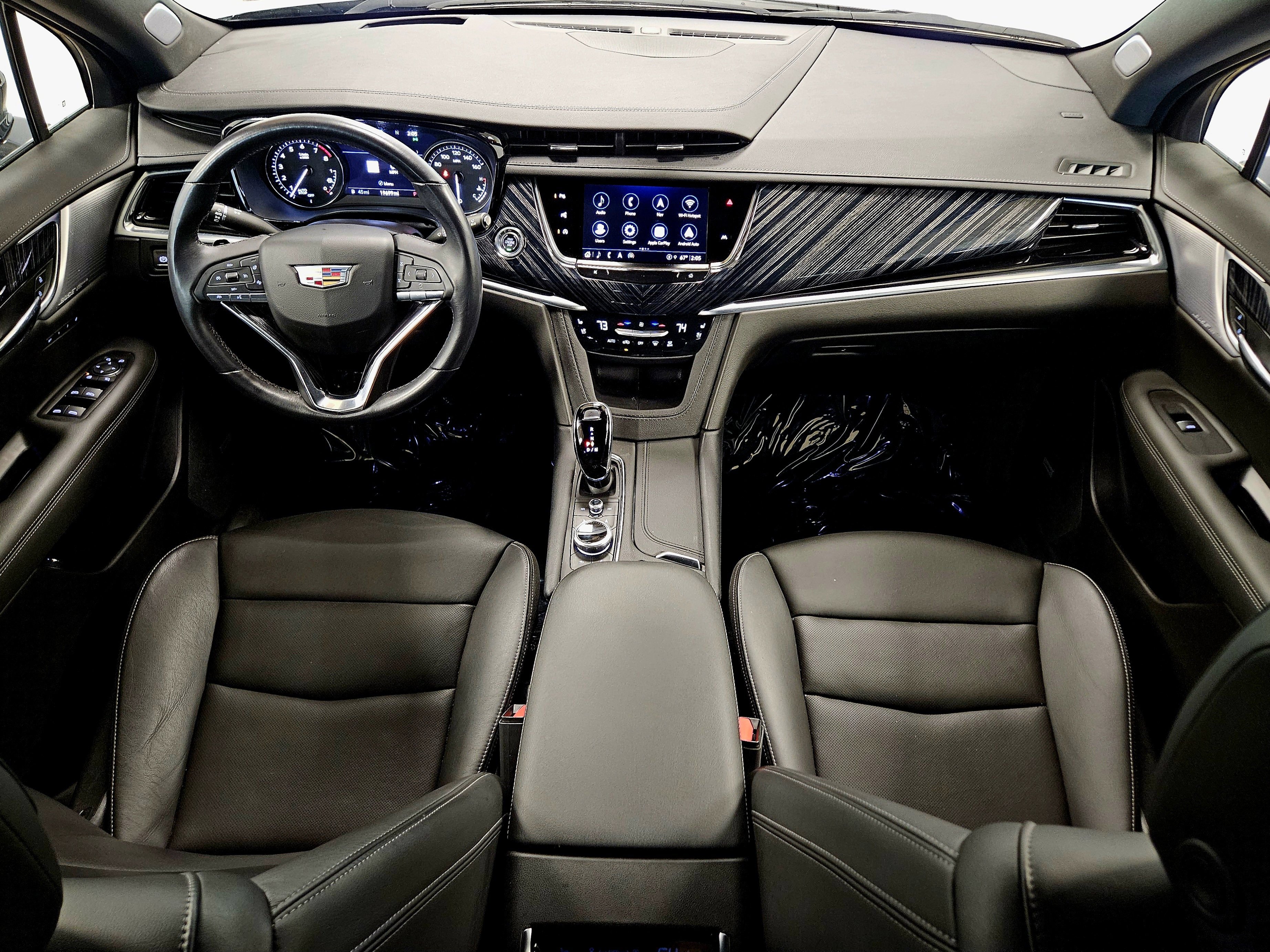 Used 2024 Cadillac XT6 Premium Luxury w/ Technology Package AWD/4WD image 14