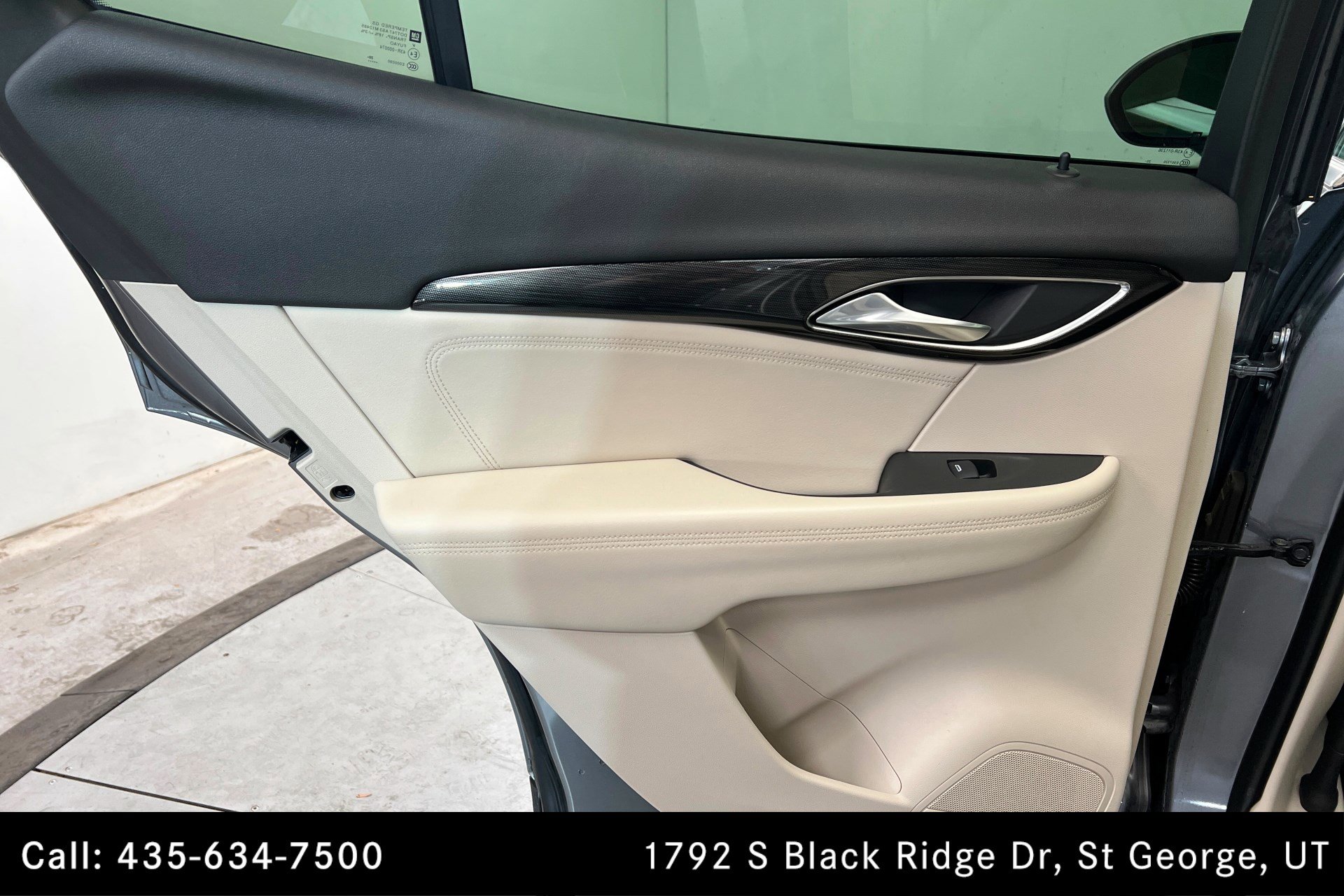 Used 2021 Buick Envision Essence image 18