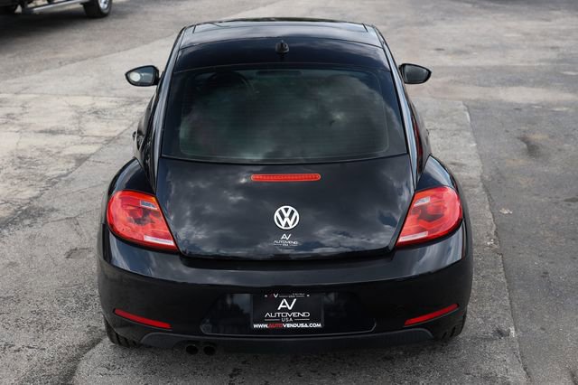 Used 2013 Volkswagen Beetle 2.5 Fender FWD image 12