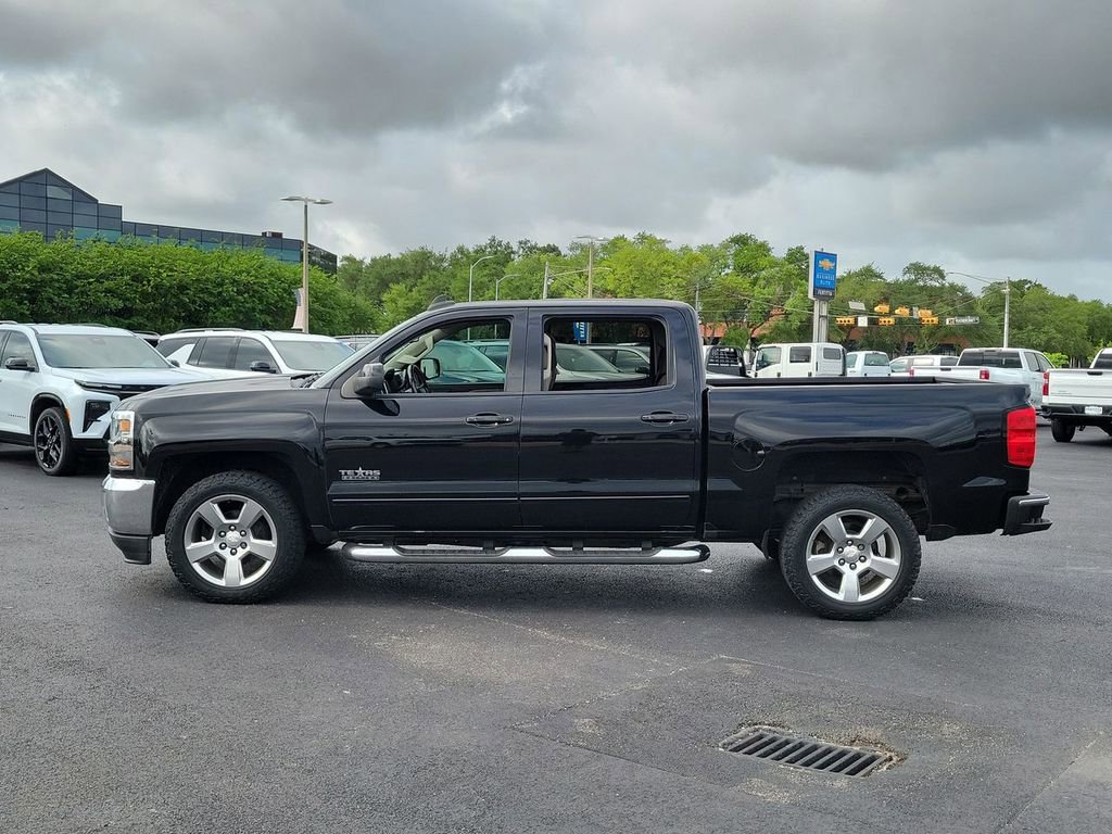 Used 2018 Chevrolet Silverado 1500 LT w/ Texas Edition RWD image 14