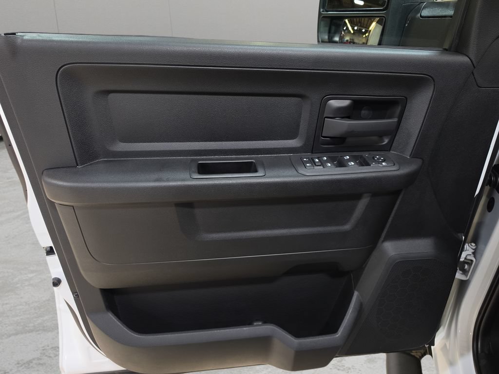New 2026 RAM 3500 Tradesman AWD/4WD image 13