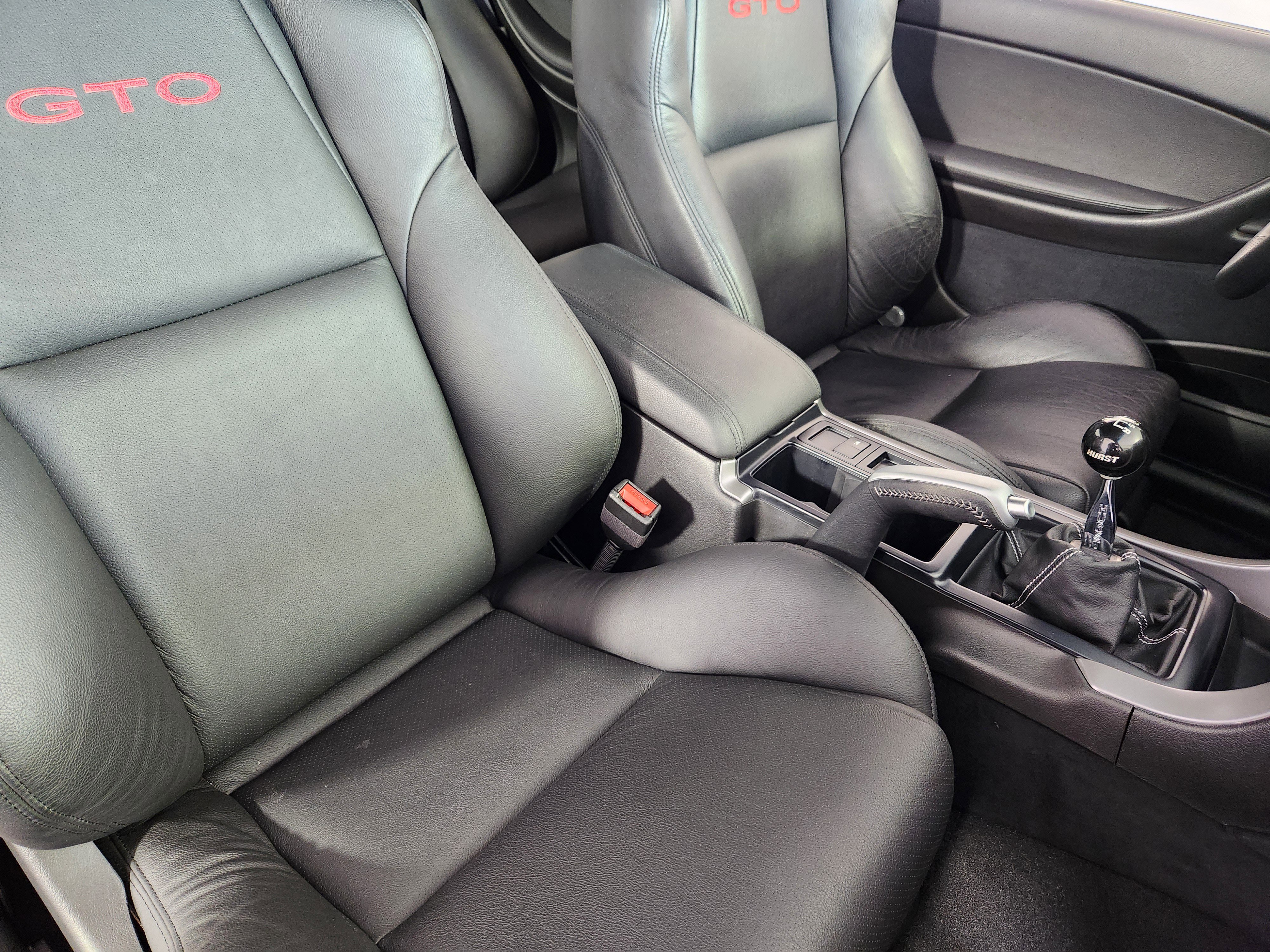 Used 2004 Pontiac GTO w/ Limited Edition Pulse Red RWD image 11