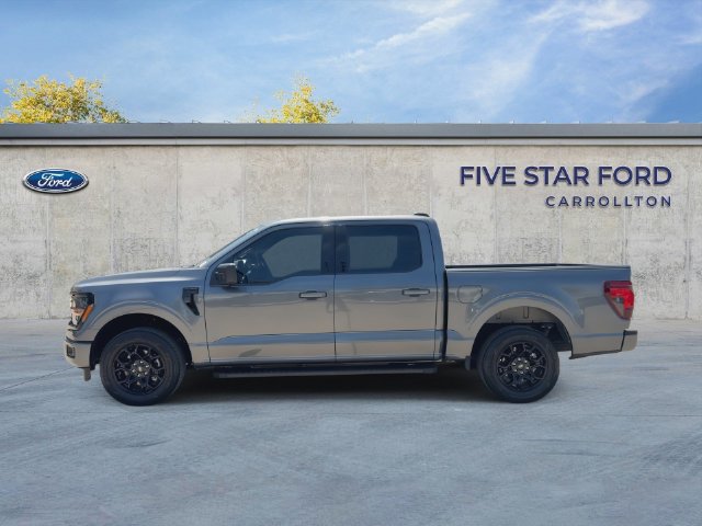 Used 2026 Ford F150 XLT w/ XLT Black Appearance Package RWD image 5