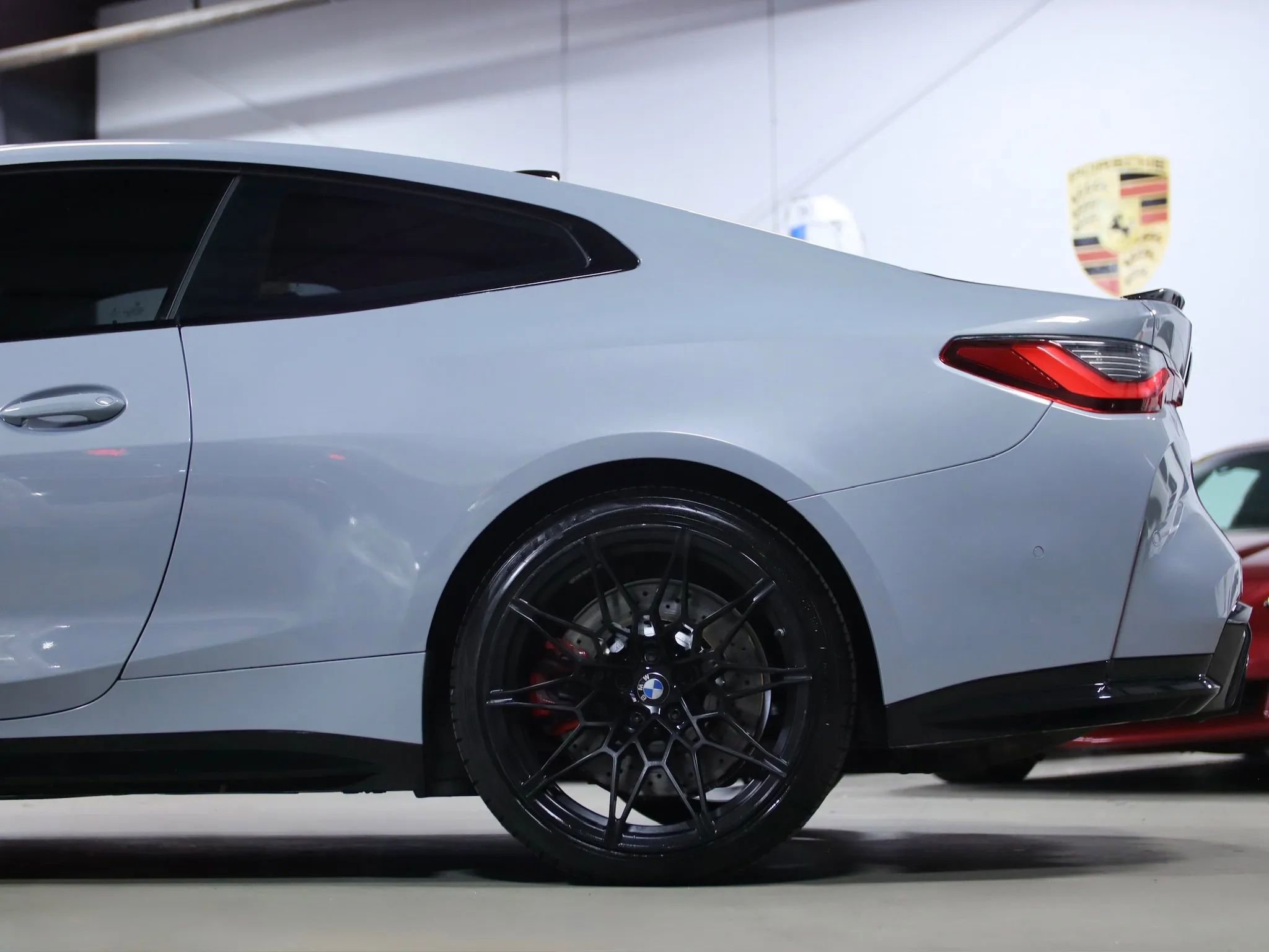 Used 2021 BMW M4 Competition w/ M Carbon Exterior Package image 22