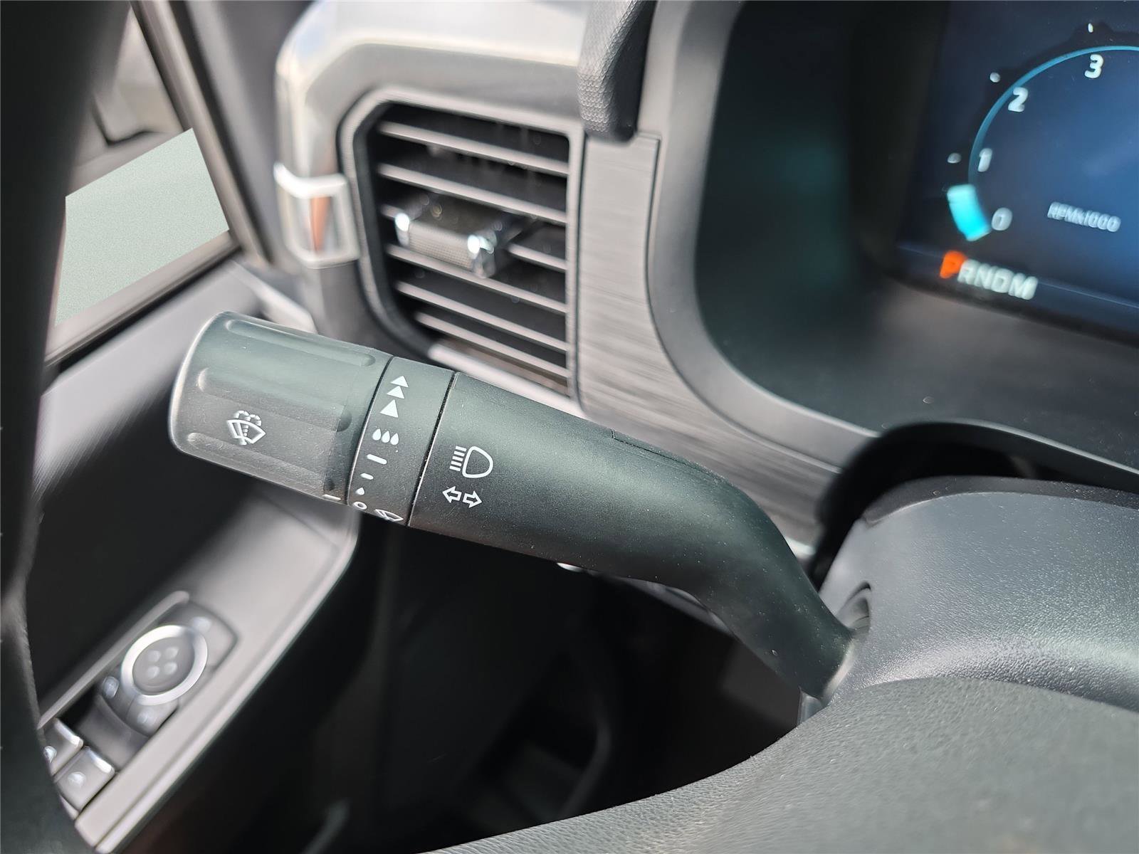 Used 2024 Ford F150 STX image 38