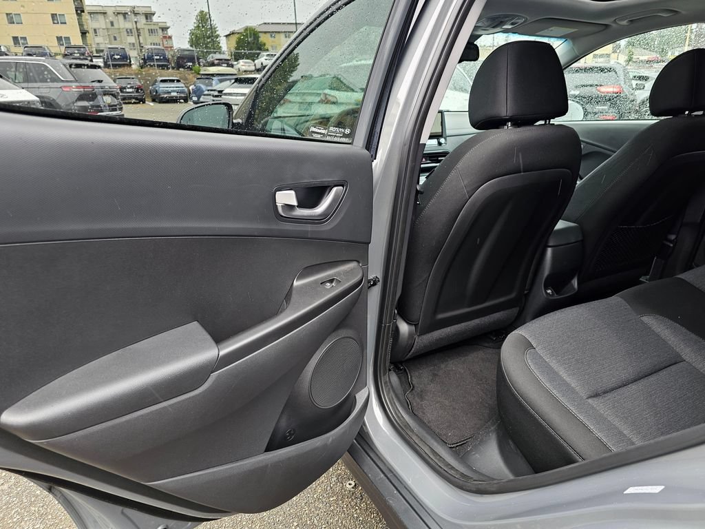 Used 2023 Hyundai Kona SEL FWD image 16