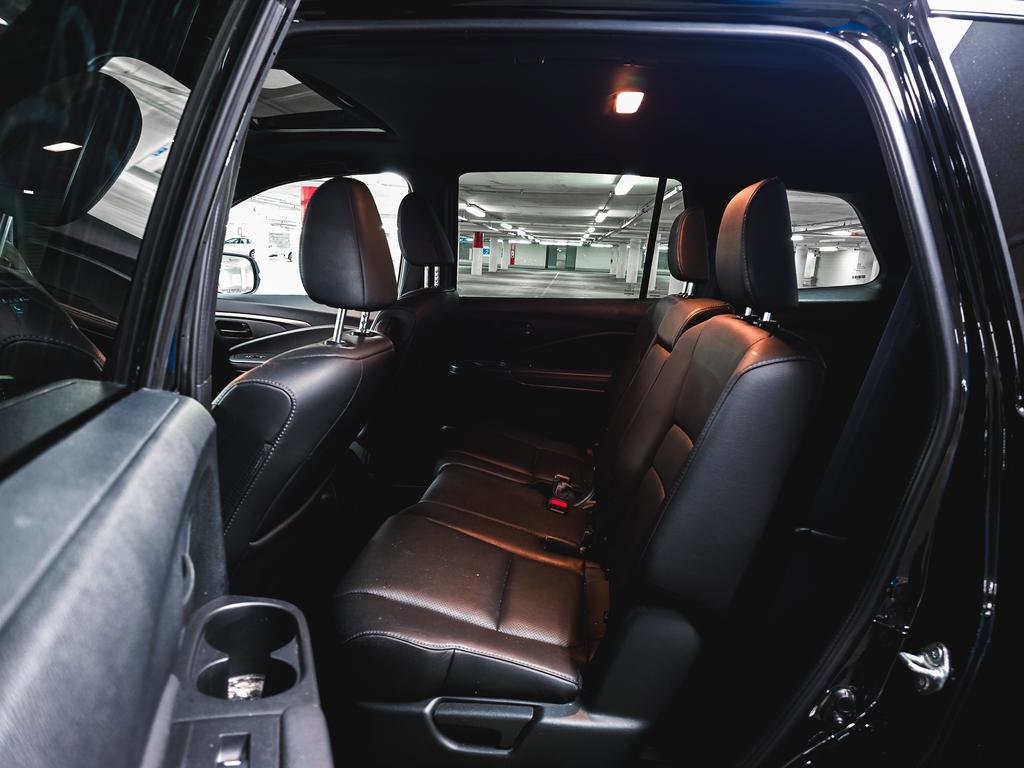 Used 2023 Honda Passport EX-L image 18