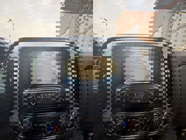 Used 2018 GMC Sierra 1500 SLT w/ SLT Premium Package image 29